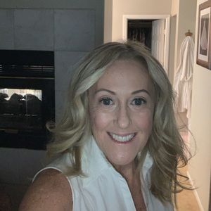 Meet your Posher, Suzette